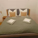 Gemuetliches Haus Mit Schwedenofen Im Wienerwald