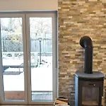 Gemuetliches Haus Mit Schwedenofen Im Wienerwald *
