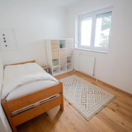 Gemuetliches Haus Mit Gartenlounge Im Wienerwald