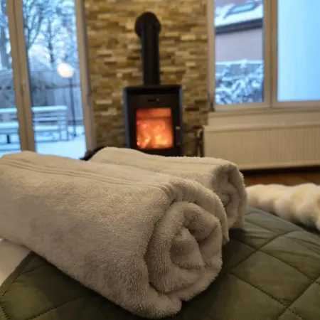 Gemuetliches Haus Mit Schwedenofen Im Wienerwald