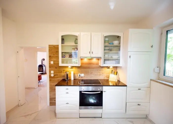 بيت للعطل Gemuetliches Haus Mit Schwedenofen Im Wienerwald Neulengbach