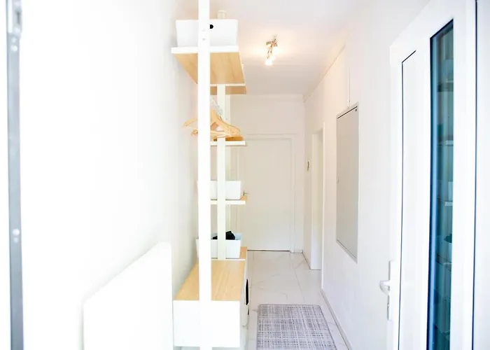 Gemuetliches Haus Mit Schwedenofen Im Wienerwald بيت للعطل *