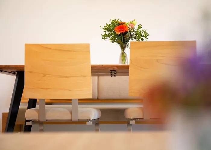 Gemuetliches Haus Mit Schwedenofen Im Wienerwald بيت للعطل Neulengbach