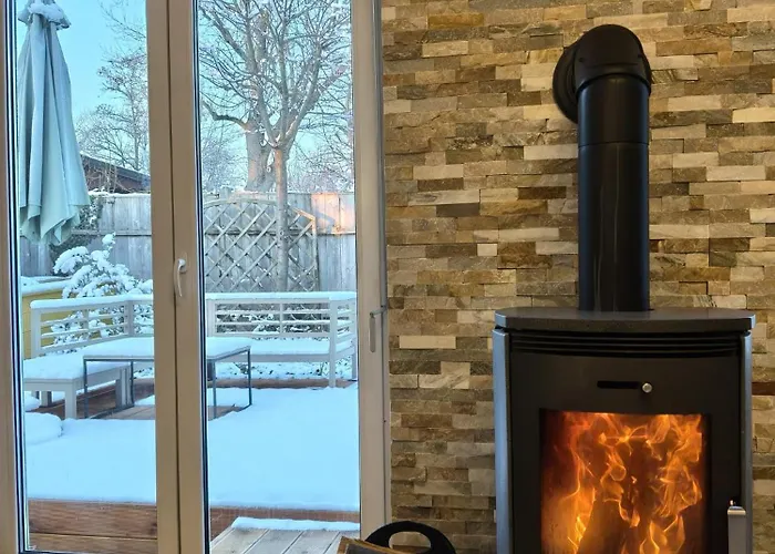 Gemuetliches Haus Mit Schwedenofen Im Wienerwald بيت للعطل *