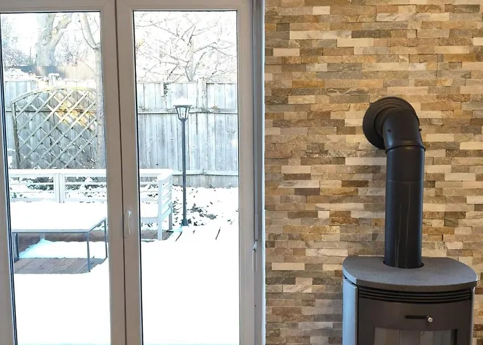 Gemuetliches Haus Mit Schwedenofen Im Wienerwald *